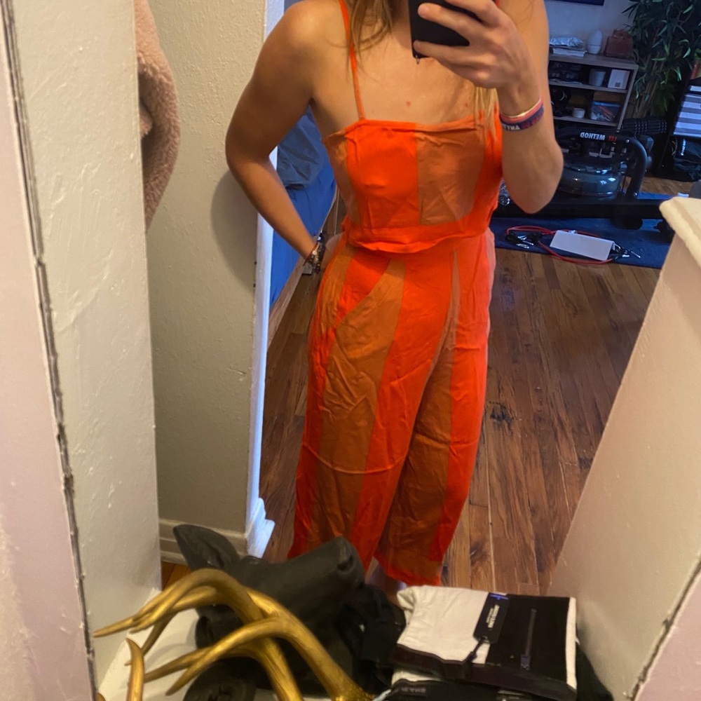 New condition lovers and friends 2 piece set